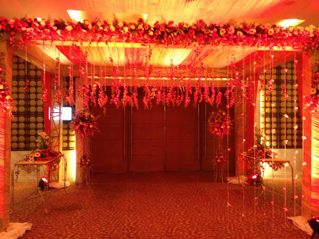 Elegant Decorations
